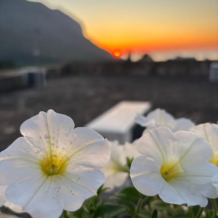 Bed And Breakfast Turi Castelluzzo Buitenkant foto